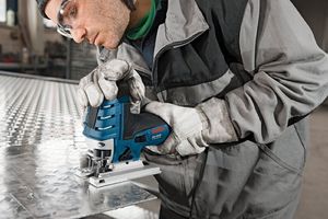 Wyrzynarka Bosch GST 150 CE 780 W 4