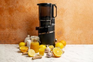 Wyciskarka wolnoobrotowa 4Swiss WB025 + blender NB102 12