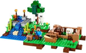 LEGO Minecraft Farma 21114 2