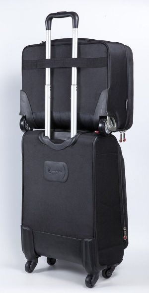 Torba Kross Precision Roller 17,3 czarna 6173000 5