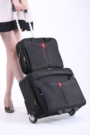 Torba Kross Precision Roller 17,3 czarna 6173000 9