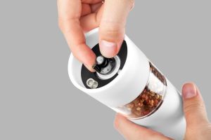 Młynek do przypraw Lamart LT 7011 7