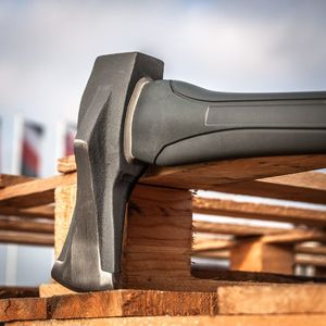 Bradas Siekiera uniwersalna FIBERGLASS 2000g Bradas 5112 5