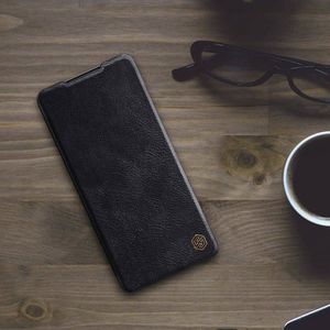 Nillkin Etui Nillkin QIN do Samsung Galaxy S21 (Czerwone) uniwersalny 3