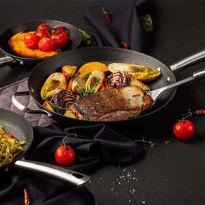 Patelnia NAVA 28cm 4