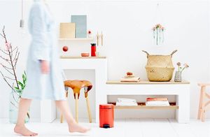 Kosz na śmieci Brabantia na pedał czerwony (11 21 40) 4