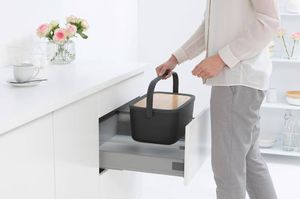 Chlebak Brabantia bambusowo-stalowy  (128264) 10