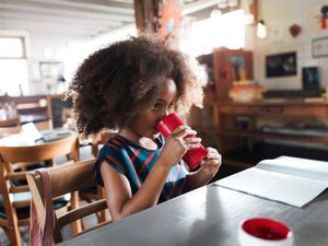 Eigenart Bidon dla dzieci pop-up Campus 400ml niebieski 107410014300 7