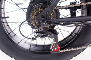 Rower elektryczny Revoe Dirt VTC 20" czarny 3