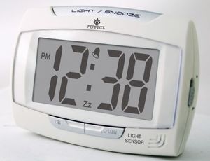 Perfect PERFECT LS 810 Elektroniczny budzik, czujnik zmierzchu, podświetlenie, drzemka - BIAŁY 2