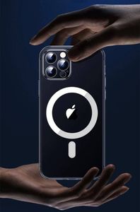 WK Design WK Design Anti-knock Magnet Case MagSafe żelowe elastyczne etui do iPhone 12 Pro / iPhone 12 przezroczysty 14