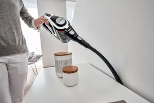 Odkurzacz pionowy Bosch Unlimited BKS8214W 13