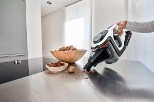 Odkurzacz pionowy Bosch Unlimited BKS8214W 15