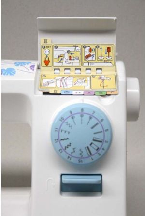 Maszyna do szycia Toyota SP100 ECO15CB 4