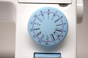 Maszyna do szycia Toyota SP100 ECO15CB 5