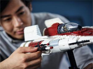 LEGO Star Wars Myśliwiec A-wing (75275) 12