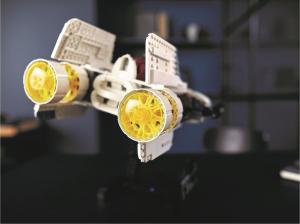 LEGO Star Wars Myśliwiec A-wing (75275) 16