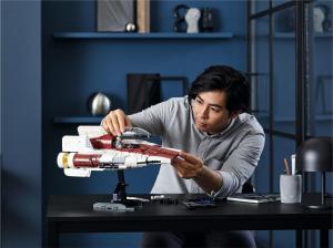 LEGO Star Wars Myśliwiec A-wing (75275) 22