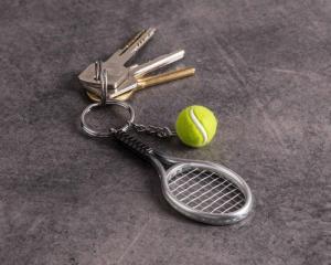 Breloczek Sportowy brelok tenis ziemny 2