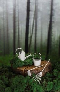 Tajemniczy ogród Ławeczka metalowa mini 2