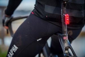 Blackburn Zestaw lampki BLACKBURN DAYBLAZER przód 1000 lumenów, tył 65 lumenów (NEW) 5