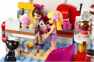 LEGO Friends Cukiernia w Heartlake (41119) 11