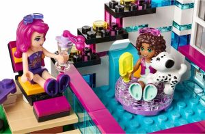 LEGO Friends Dom gwiazdy pop Livi (41135) 14