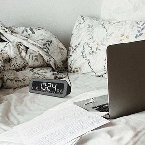 Lavvu Budzik z radiem FM LAD4010 4