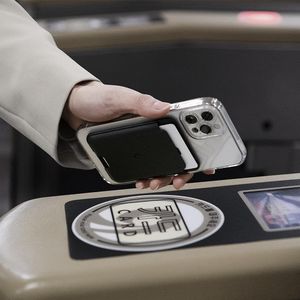 Spigen Spigen Valentinus MagSafe Card Holder 19