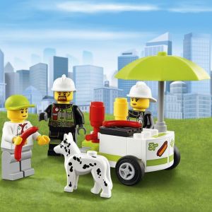 LEGO City Remiza strażacka (60110) 6