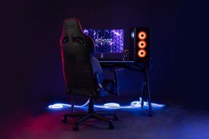 Fotel SENSE7 Sentinel PU czarny + Podkładka PREYON Falcon 3