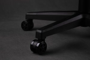 Fotel SENSE7 Vanguard FF + Podkładka PREYON Falcon 15