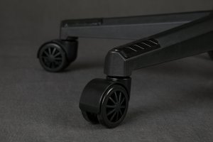 Fotel SENSE7 Knight - skórzany, czarny + kabel usb 4