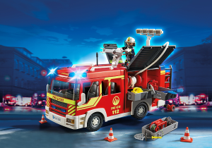 Playmobil Samochód strażacki ze światłem i dźwiękiem (5363) 1