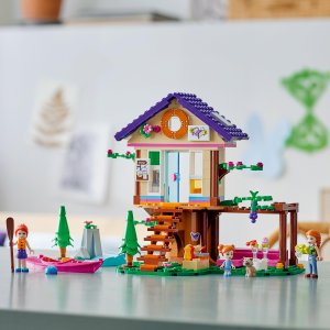 LEGO Friends Leśny domek (41679) 4