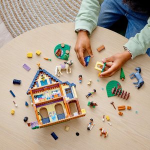 LEGO Friends Leśne centrum jeździeckie (41683) 2