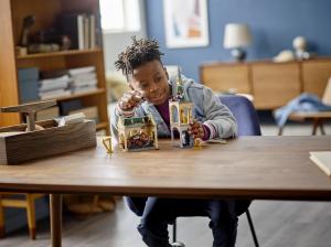 LEGO  Harry Potter Hogwart: spotkanie z Puszkiem (76387) 4