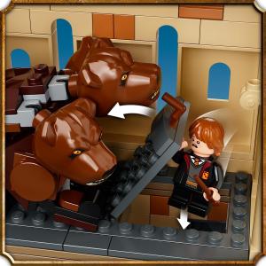 LEGO  Harry Potter Hogwart: spotkanie z Puszkiem (76387) 5