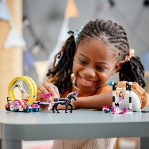 LEGO Friends Magiczna akrobatyka (41686) 2
