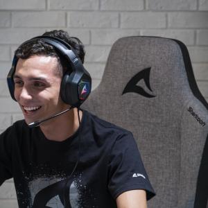 Fotel Sharkoon Skiller SGS40 czarny 8