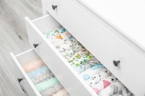 Sensillo PIELUCHA MUŚLINOWA 70X80 CM GWIAZDKI SZARE 093 / 3677 8