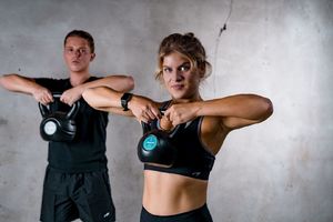 Kettlebell Avento 42KE-BLK gumowany 12 kg 2