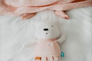 Szumisie Szumisie, Zestaw z podusią Szumiący miś z czujnikiem snu Suzy 7