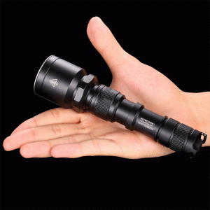 Latarka Nitecore MH25 960lm 2