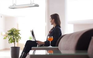 Mo-el Promiennik ciepła Aaren 2400W biały z pilotem 5