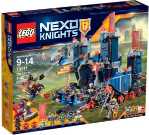 LEGO Nexo Knights Fortrex (70317) 1