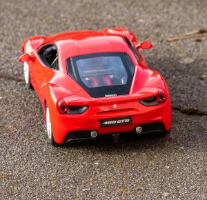 Rastar R/C samochód Ferrari 488 GTB (1:14) + VR okulary 14