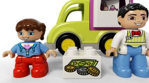 LEGO Duplo Furgonetka Lodziarza (10586) 4