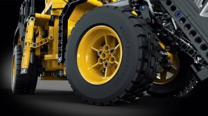 LEGO Technic Koparka Volvo L350F (42030) 11