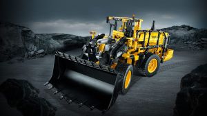 LEGO Technic Koparka Volvo L350F (42030) 2